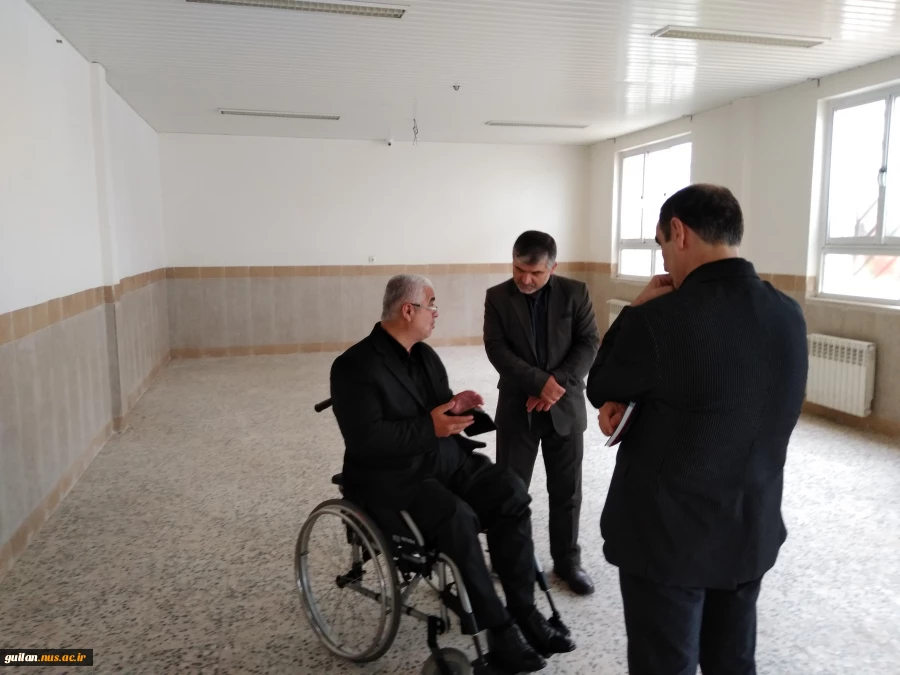 بازدید دکتر جعفرزاده از روند پیشرفت انفی تئاتر دانشکده شهید چمران رشت 6