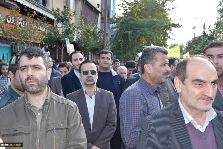 حضور پر شور دانشگاهیان  دانشگاه فنی و حرفه ای استان گیلان در راهپیمایی روز 13 آبان 17