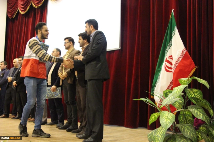 برگزاری مراسم روز دانشجو در آموزشکده فنی شهید رجایی لاهیجان-16آذر98
 3