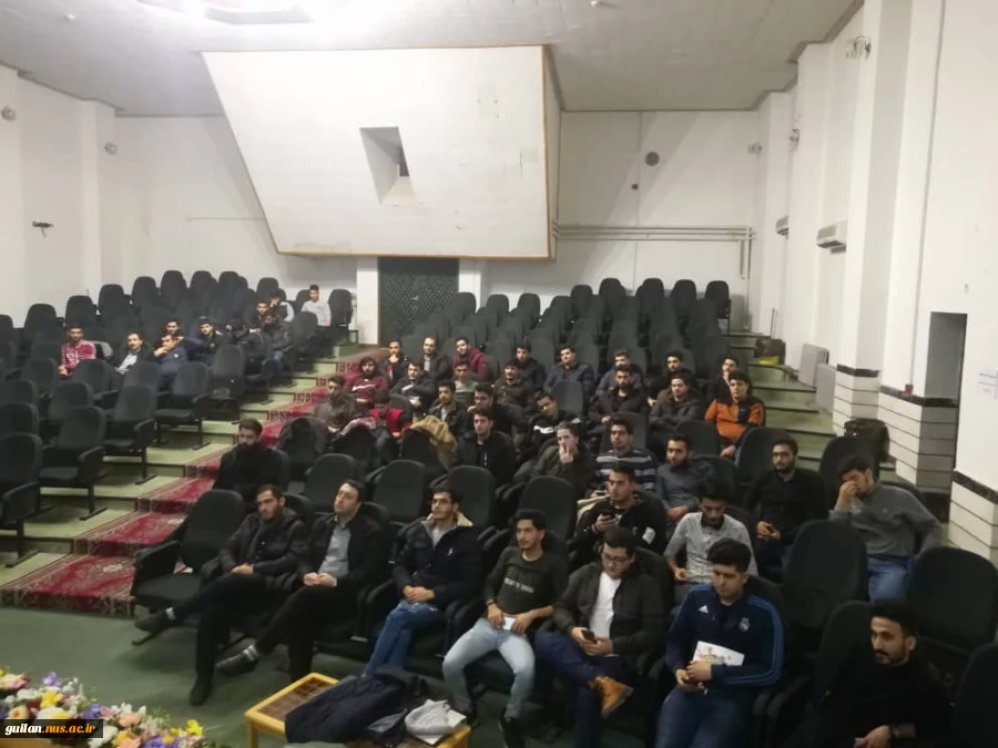 کارگاه آموزشی رباتیک آموزشکده لاهیجان-17آذر 98
 4