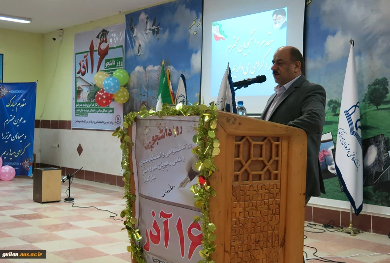 برگزاری مراسم بزرگداشت میرزاکوچک خان و  روز دانشجو در سالن اجتماعات دانشکده فنی و حرفه ای صومعه سرا 4