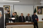 مراسم بزرگداشت چهارمین سالروز شهادت سردار سلیمانی و گرامیداشت میلاد حضرت زهرا (س) و مقام مادر  با دعوت از پدر و مادر شهید مدافع حرم شهید جهانگیر جعفری نیا و تقدیر از دانشجویان برتر فرهنگی دانشکده پسران رشت 9