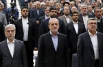 رئیس جمهور در مراسم رسمی آغاز سال تحصیلی به میزبانی دانشگاه تهران:
آنچه از استادان و دانشجویان انتظار داریم این است که برای حل مشکلات کشور به میدان بیایند. 2