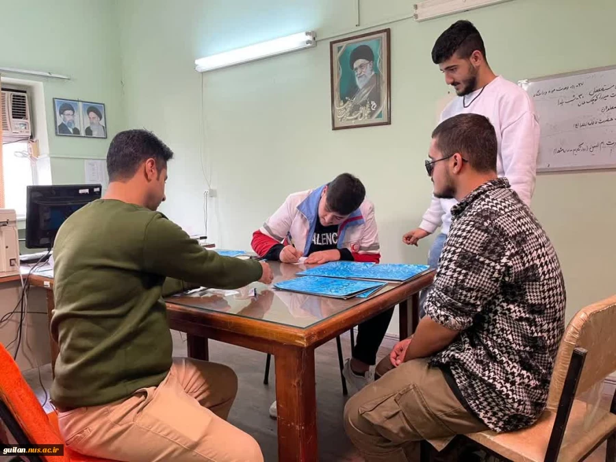 کارگاه آموزشی با همکاری مرکز بهداشت و درمان شهرستان در رابطه با پیشگیری و درمان ایدز 3