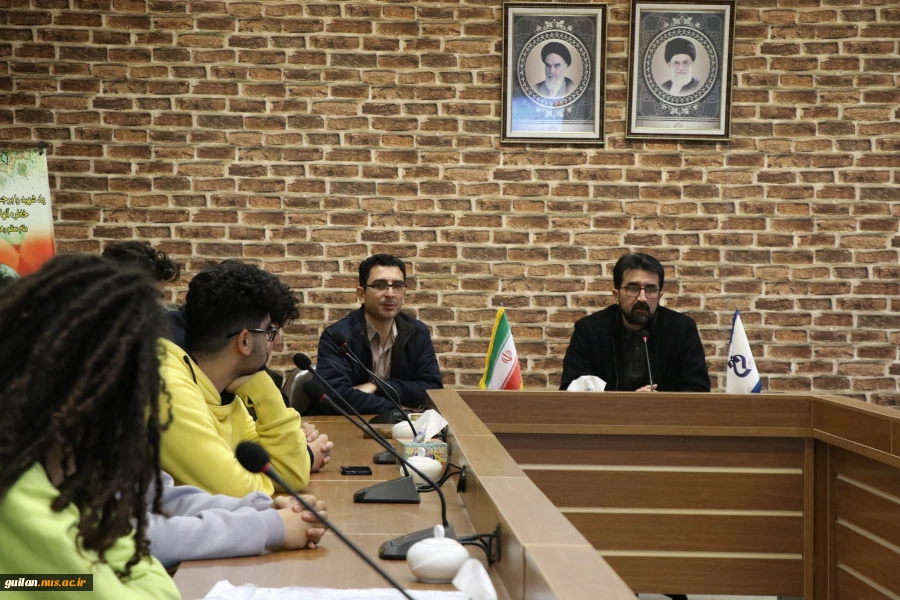 برگزاری ورکشاپ طراحی پوستر توسط  انجمن علمی رشته گرافیک
آموزشکده ملی مهارت لاهیجان(شهید رجایی)- آذر1403
 2