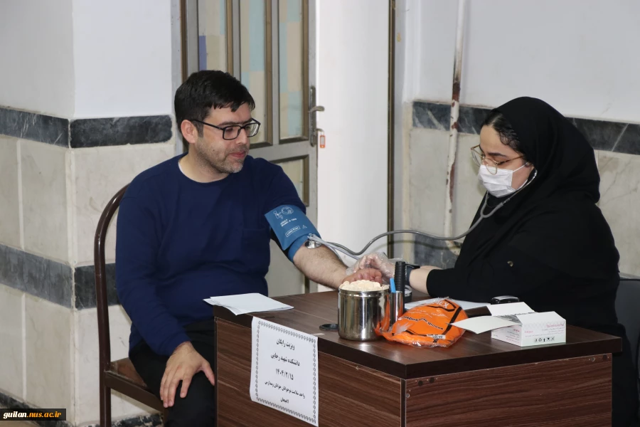 ویزیت رایگان پزشک عمومی و روانپزشک و کنترل فشار خون ، قد و وزن و مشاور تغذیه در آموزشکده شهید رجایی لاهیجان
 4