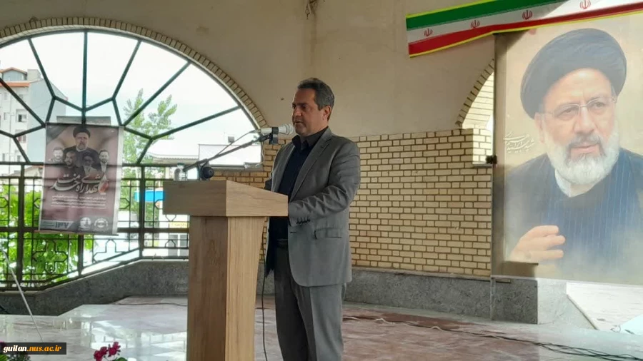 حضور همکاران آموزشکده ملی مهارت بندر انزلی در اولین سالگرد شهدای خدمت در گلزار شهدای بندرانزلی
 8