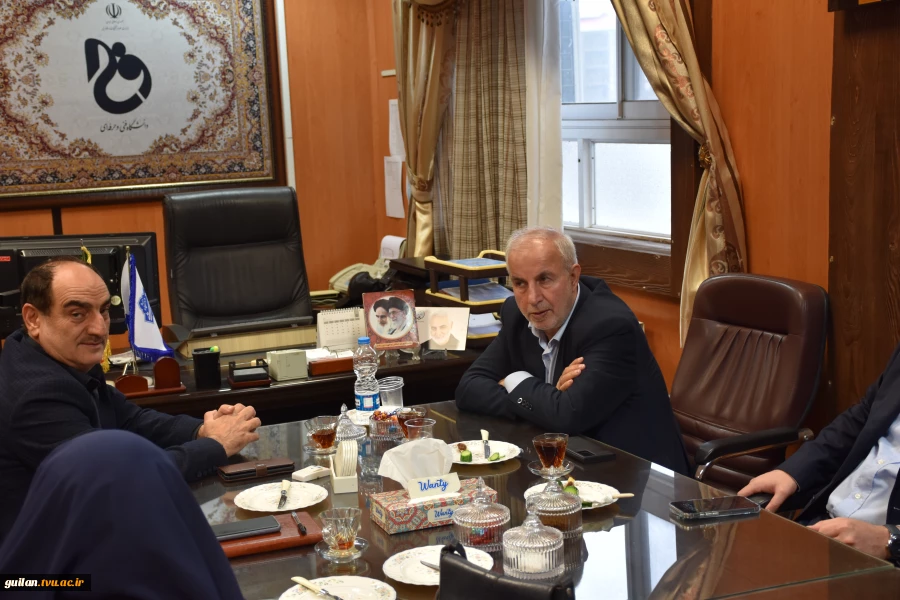 در آستانه آغاز سال تحصیلی:
بازدید جبار کوچکی نژاد نمایند مردم رشت و خمام در مجلس شورای اسلامی دانشکده پسران رشت واحد استانی گیلان دانشگاه ملی مهارت  5