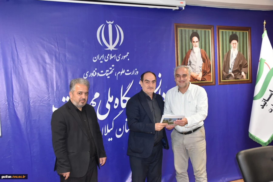 در آستانه آغاز سال تحصیلی جدید:
جلسه استانی شورای فرهنگی دانشگاه ملی مهارت استان گیلان تشکیل شد 14