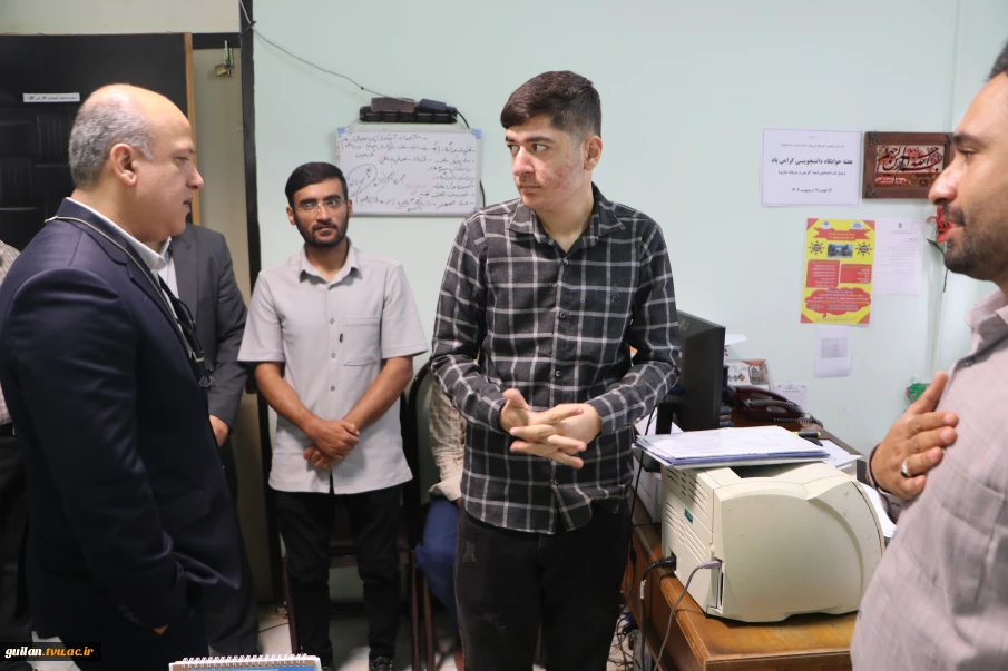 بازدید سرپرست دانشگاه ملی مهارت استان گیلان از ثبت نام دانشجویان جدید الورود آموزشکده ملی مهارت آستانه اشرفیه