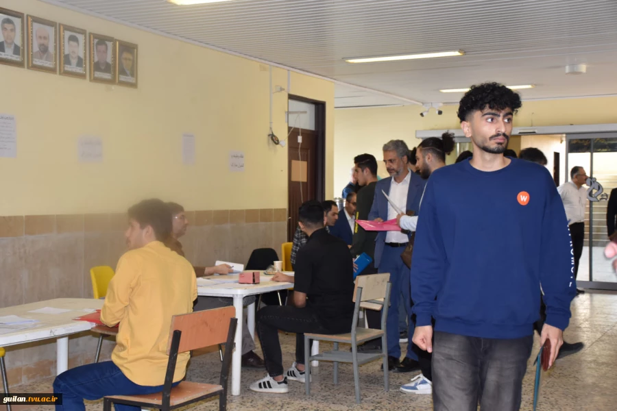 آغاز ثبت نام و تحویل مدارک دانشجویان نو ورود کاردانی واحدهای دانشگاه ملی مهارت استان گیلان 38