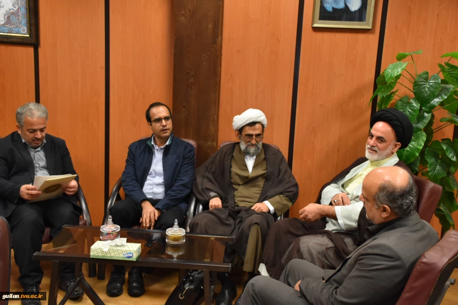 به مناسب هفته قرآن و عترت حجت الاسلام بنیان جوادی از واحد استانی گیلان، دانشکده ملی مهارت چمران بازدید نمود. 4