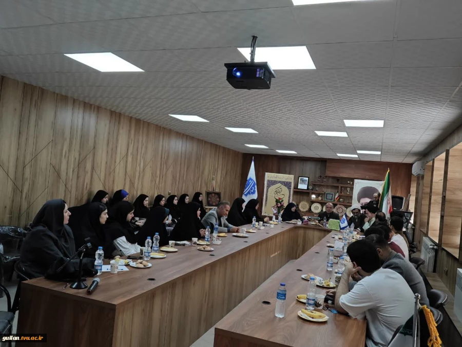 دیدار جمعی از دبیران کانون ها و انجمن ها دانشجویی دانشگاه‌ ملی مهارت استان گیلان با مسئول نمایندگی نهاد مقام معظم رهبری دانشگاه ملی مهارت کشور 6