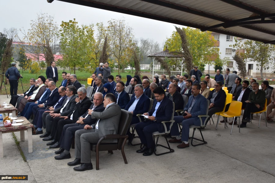 در سفر دو روز  دکتر غلامرضا زمانی رئیس دانشگاه ملی مهارت  از استان گیلان:
آغاز ساخت پروژه مجتمع کارگاهی و آزمایشگاهی دانشکده شهید چمران رشت با حضور استاندر گیلان و جمعی از نمایندگان مجلس و مسئولان و مقامات استانی و بازدید از تعدادی از واحد های هفتگانه دا