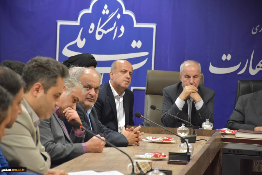 با حضور رئیس دانشگاه ملی مهارت و مسئولین استانی برگزار شد؛
آیین کلنگ‌زنی ساختمان‌های آموزشی و کارگاهی آموزشکده شهید چمران رشت 16