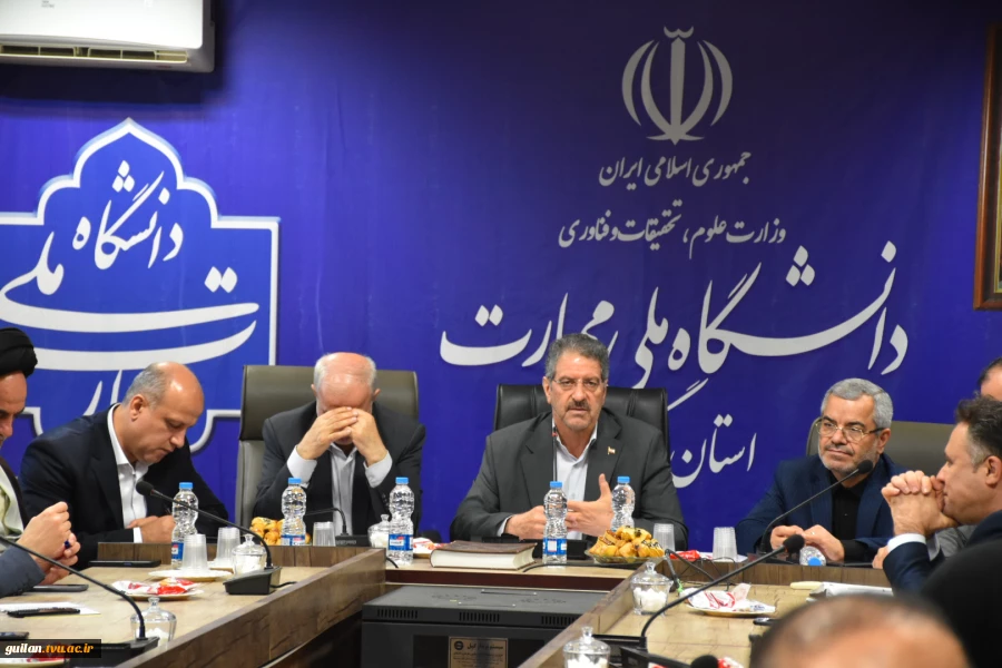 با حضور رئیس دانشگاه ملی مهارت و مسئولین استانی برگزار شد؛
آیین کلنگ‌زنی ساختمان‌های آموزشی و کارگاهی آموزشکده شهید چمران رشت 27