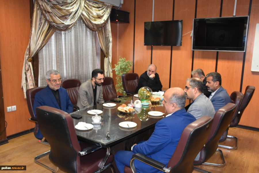 نشست هم اندیشی دکتر محمدرضا احمدی سنگری نماینده مردم شریف شهرستان رشت و خمام در مجلس شورای اسلامی با سرپرست دانشگاه ملی مهارت واحد استانی گیلان 6