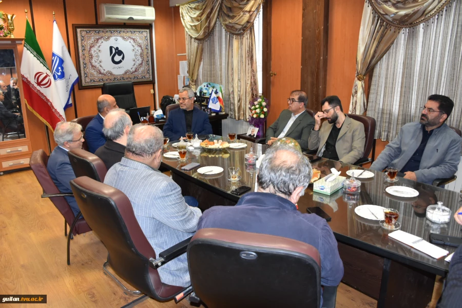 نشست هم اندیشی دکتر محمدرضا احمدی سنگری نماینده مردم شریف شهرستان رشت و خمام در مجلس شورای اسلامی با سرپرست دانشگاه ملی مهارت واحد استانی گیلان 10