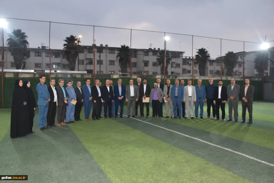 بازدید دکتر زمانی ، رئیس دانشگاه ملی مهارت و هیئت همراه از آموزشکده ملی مهارت شهید رجایی لاهیجان 
 2