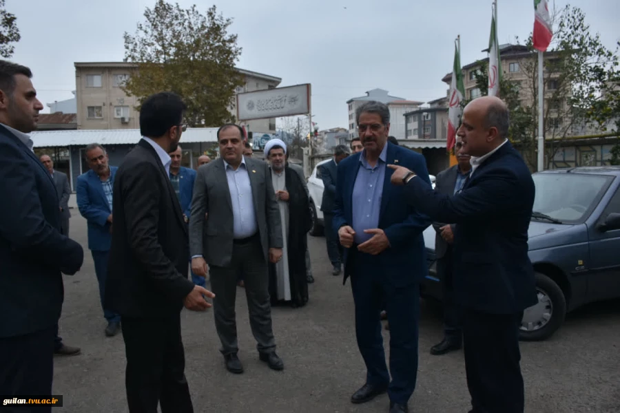 بازدید دکتر زمانی ، رئیس دانشگاه ملی مهارت و هیئت همراه از آموزشکده ملی مهارت شهید رجایی لاهیجان 
 2