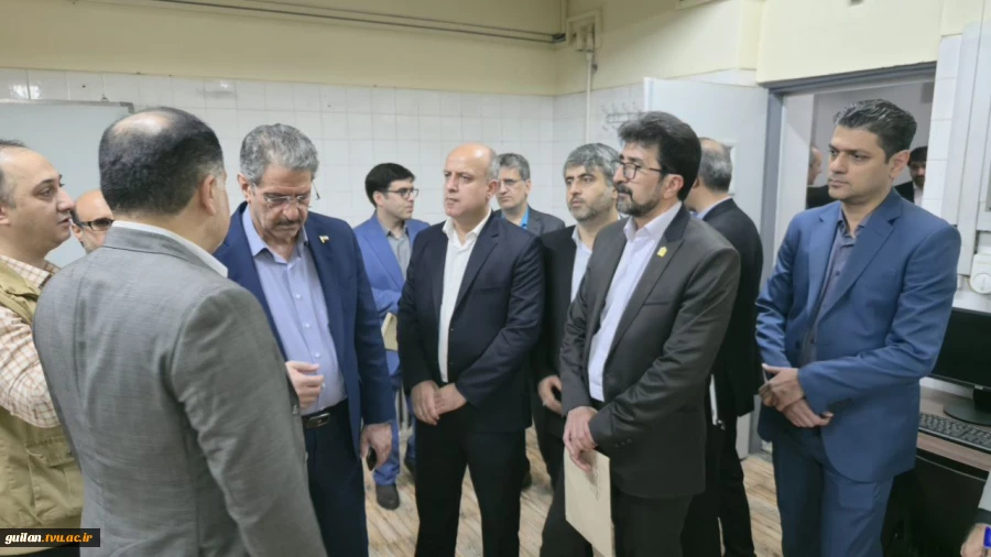 بازدید دکتر زمانی ، رئیس دانشگاه ملی مهارت و هیئت همراه از آموزشکده ملی مهارت شهید رجایی لاهیجان 
 2