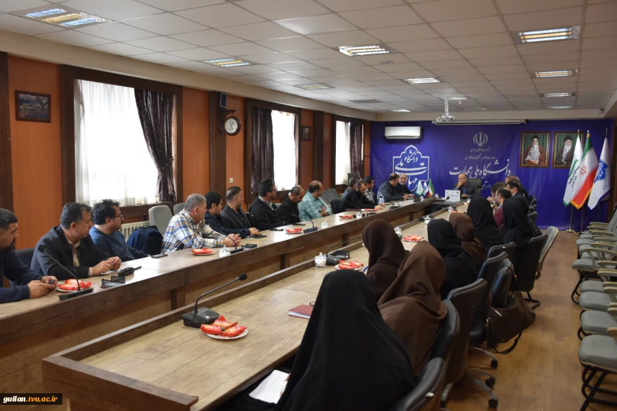 جلسه رئیس دانشگاه ملی مهارت واحد استانی گیلان با سرپرستان خوابگاه های دانشجویی واحدهای دانشگاه در  استان گیلان
 5