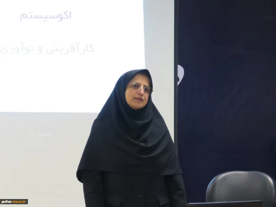 برگزاری همایش آشنایی با خدمات و امکانات مراکز رشد و پارک علم و فناوری در آموزشکده ملی مهارت بندرانزلی (شهید خدادادی) 2