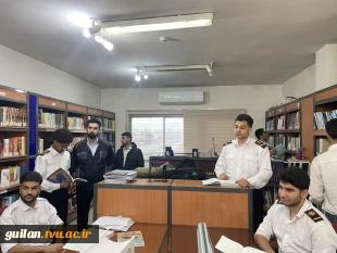 بازدید و عضویت دانشجویان نوورود آموزشکده ملی مهارت بندر انزلی در کتابخانه اداره کل بنادر و دریانوردی استان گیلان به مناسبت هفته پژوهش و روز دانشجو
 4