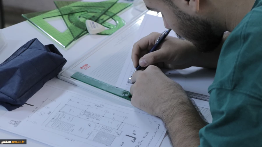 روز دانشجو مبارک ، تبریک کلاس به کلاس ریاست و فرمانده سپاه ناحیه لاهیجان- آموزشکده ملی مهارت لاهیجان به دانشجویان -آذر 1404
 
 4