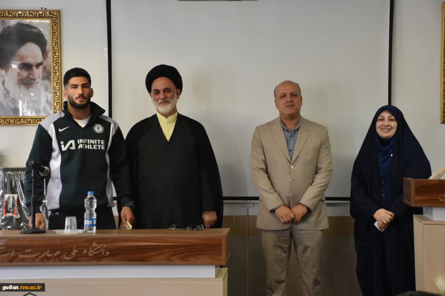 آیین گرامیداشت روز دانشجو دانشگاه ملی مهارت استان گیلان:
آیین گرامیداشت روز دانشجو در دانشکده ملی مهارت شهید چمران رشت برگزار شد 18