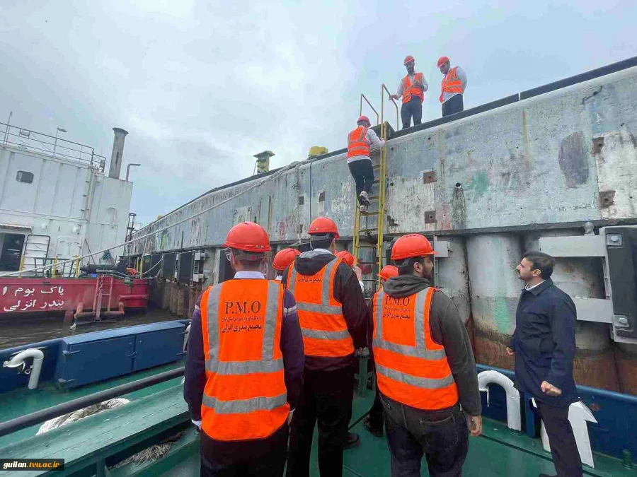 بازدید علمی دانشجویان ناوبری دانشکده ملی مهارت بندر انزلی از شناورهای یدک‌کش‌ بندر انزلی به مناسبت هفته پژوهش
 10