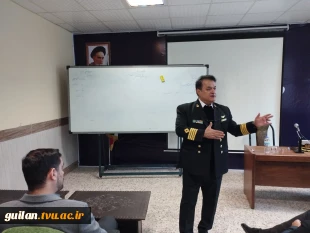 برگزاری کارگاه آموزشی «اصول بقا در دریا» ویژه دانشجویان ناوبری و مکانیک موتورهای دریایی به مناسبت هفته پژوهش و روز دانشجو
 5
