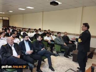 برگزاری کارگاه آموزشی «اصول بقا در دریا» ویژه دانشجویان ناوبری و مکانیک موتورهای دریایی به مناسبت هفته پژوهش و روز دانشجو
 8
