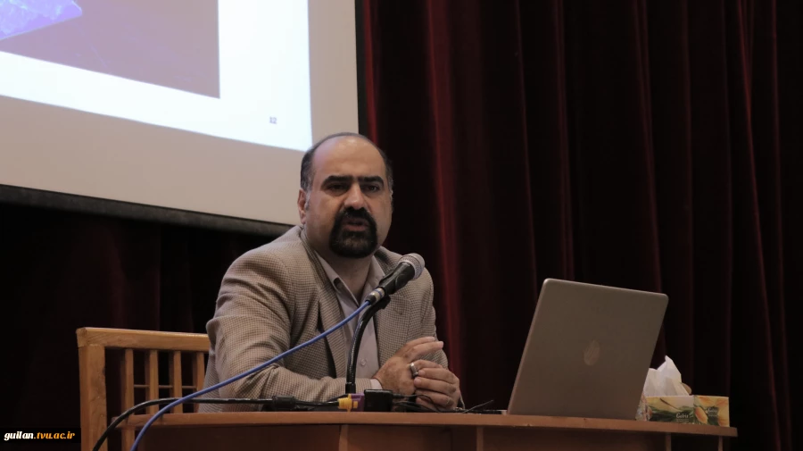 برگزاری سمینار تحلیل فضای شهری– به همت انجمن علمی رشته معماری-آموزشکده ملی مهارت لاهیجان(شهید رجایی) آذر1404
 2