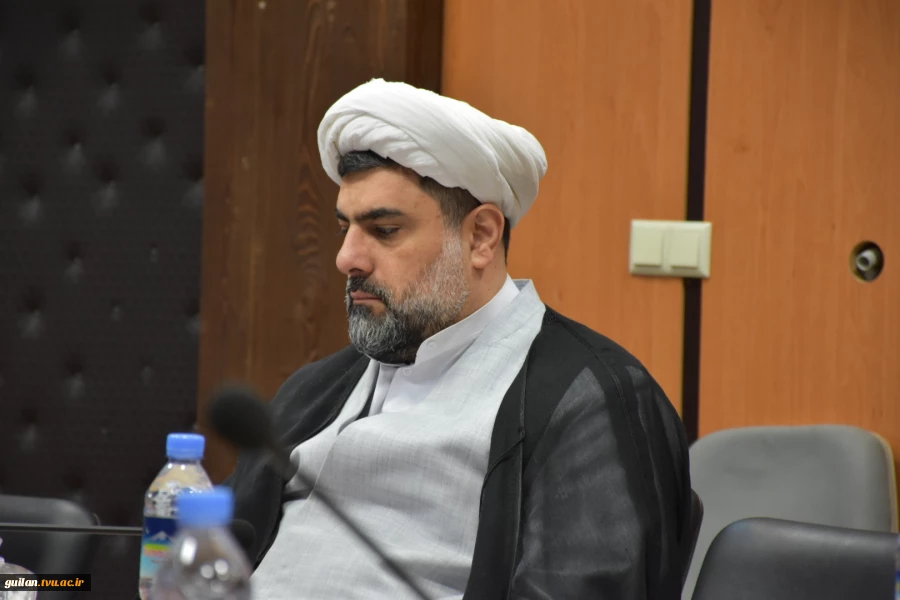 به مناسبت ۲۷ آذر سالروز شهادت آیت الله مفتح و روز وحدت حوزه و دانشگاه:
دانشگاه ملی مهارت استان گیلان نشست هم اندیشی تخصصی اساتید حوزه و دانشگاه با موضوع رابطه علم و دین را میزبانی نمود. 5