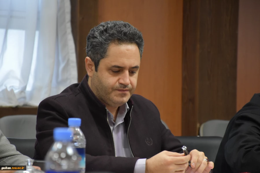 به مناسبت ۲۷ آذر سالروز شهادت آیت الله مفتح و روز وحدت حوزه و دانشگاه:
دانشگاه ملی مهارت استان گیلان نشست هم اندیشی تخصصی اساتید حوزه و دانشگاه با موضوع رابطه علم و دین را میزبانی نمود. 7