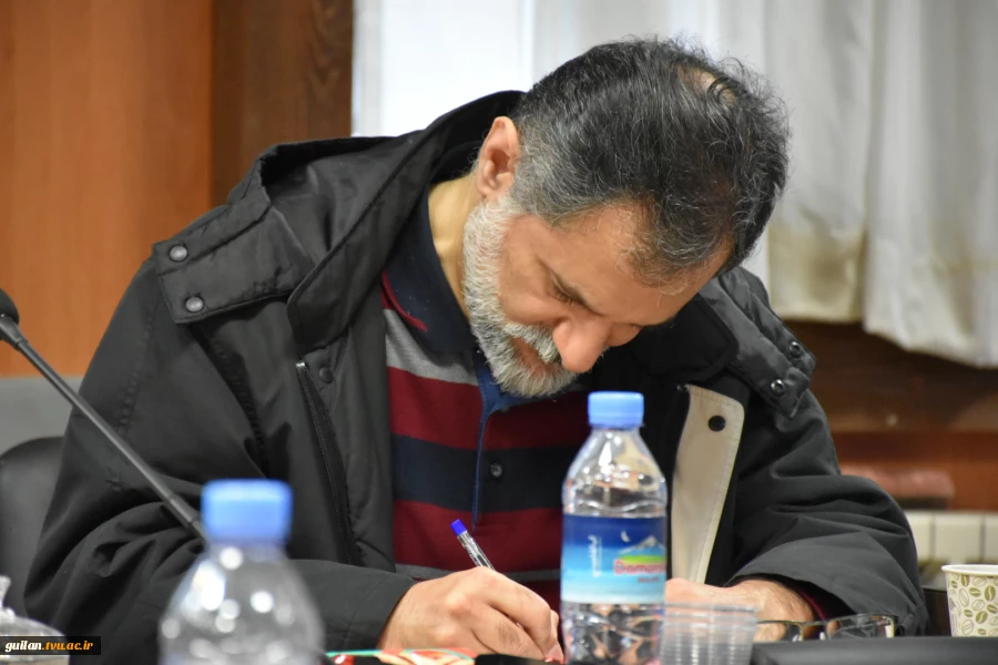 به مناسبت ۲۷ آذر سالروز شهادت آیت الله مفتح و روز وحدت حوزه و دانشگاه:
دانشگاه ملی مهارت استان گیلان نشست هم اندیشی تخصصی اساتید حوزه و دانشگاه با موضوع رابطه علم و دین را میزبانی نمود. 10