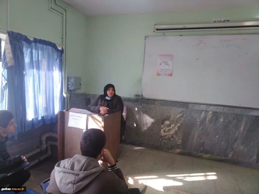 با همکاری مرکز بهداشت شهرستان آستانه اشرفیه دوره آموزشی جلوگیری از ویروس HiV برگزار گردید. 2