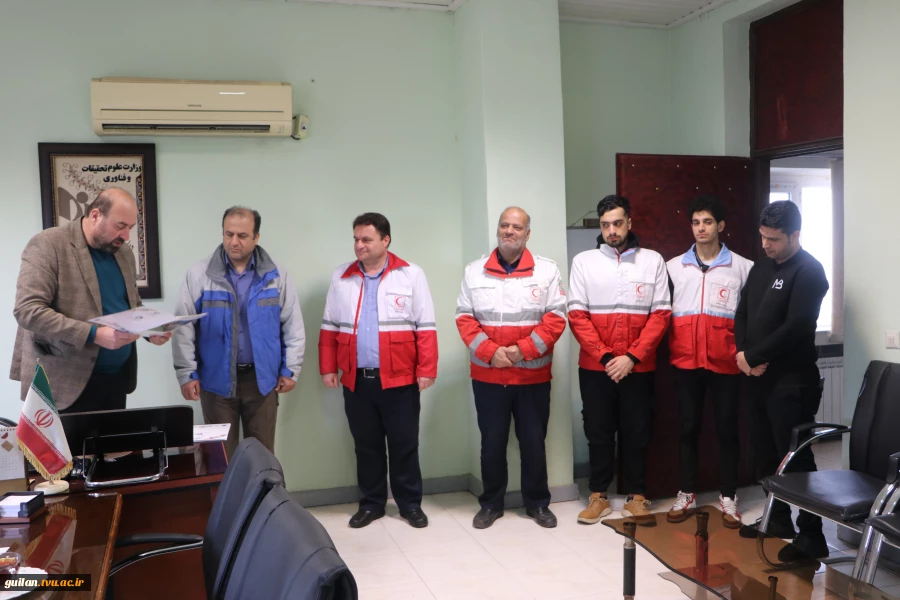 برگزاری جلسه وانعقاد تفاهم نامه همکاری بین کانون هلال احمر دانشگاه ملی مهارت آستانه اشرفیه وسازمان هلال احمر شهرستان آستانه اشرفیه 2