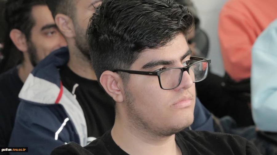 برگزاری سمینار «آشنایی با امکانات و فرآیندهای پارک علم و فناوری گیلان برای فناوران و استارت آپ ها» - آموزشکده ملی مهارت لاهیجان(شهید رجایی) آذر1404
 4