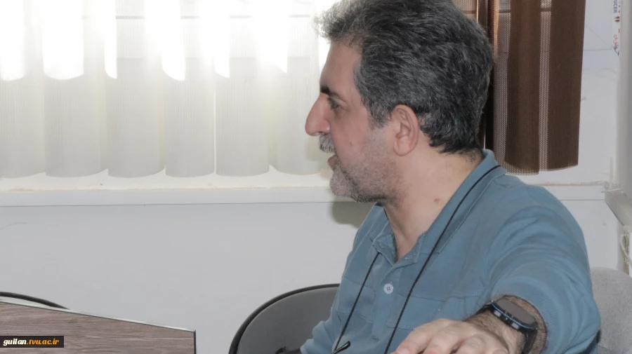 برگزاری سمینار «آشنایی با امکانات و فرآیندهای پارک علم و فناوری گیلان برای فناوران و استارت آپ ها» - آموزشکده ملی مهارت لاهیجان(شهید رجایی) آذر1404
 7