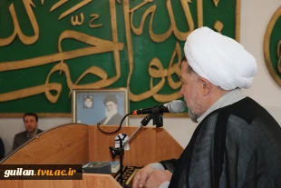 برگزاری مراسم پرفیض قرائت زیارت عاشورا در دهه مبارکه کرامت و بزرگداشت شهادت رهبر انقلاب ، فرماندهان و سایر شهدای ایران اسلامی در دانشگاه ملی مهارت واحد لاهیجان(شهید رجایی) 8