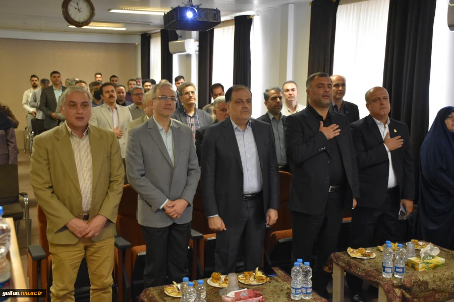 دکتر فخر موسوی مدیر کل حوزه ریاست و روابط عمومی و هماهنگی امور مجلس و استان ها دانشگاه ملی مهارت
اساتید دانشگاه ملی مهارت با تبدیل علم به مهارت در تولید و خودکفایی کشور نقش آفرین هستند 2