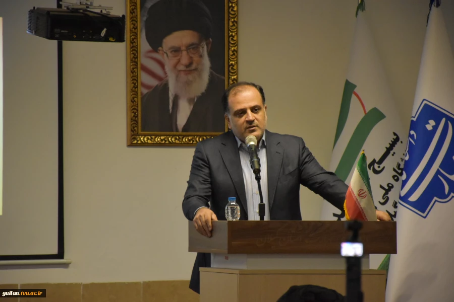 دکتر فخر موسوی مدیر کل حوزه ریاست و روابط عمومی و هماهنگی امور مجلس و استان ها دانشگاه ملی مهارت
اساتید دانشگاه ملی مهارت با تبدیل علم به مهارت در تولید و خودکفایی کشور نقش آفرین هستند 12