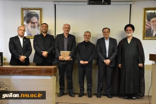 دکتر فخر موسوی مدیر کل حوزه ریاست و روابط عمومی و هماهنگی امور مجلس و استان ها دانشگاه ملی مهارت
اساتید دانشگاه ملی مهارت با تبدیل علم به مهارت در تولید و خودکفایی کشور نقش آفرین هستند 4