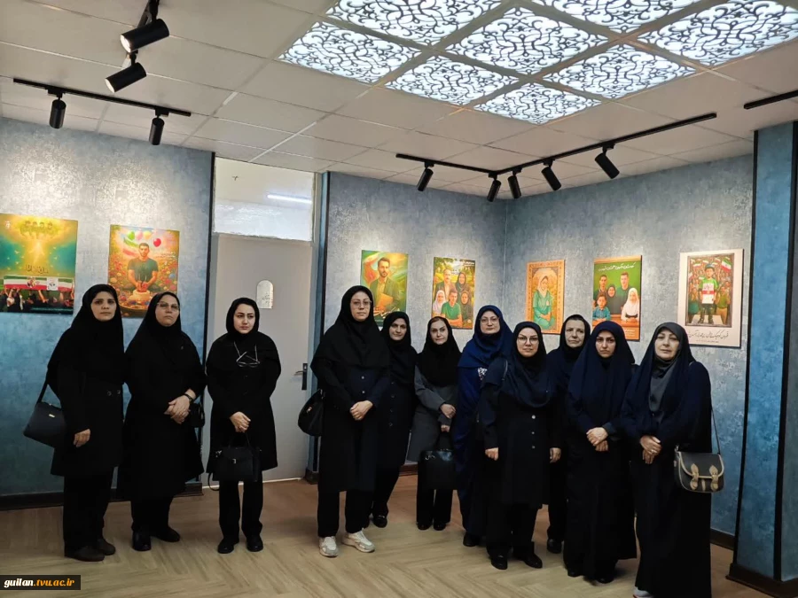 بازدید اساتید و کارکنان بسیجی آموزشکده ملی مهارت دختران رشت از موزه شهدا رشت 6