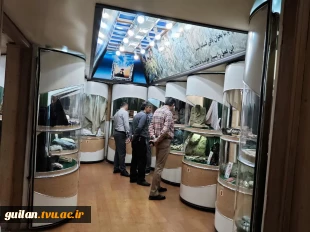 بازدید اساتید و کارکنان بسیجی آموزشکده ملی مهارت دختران رشت از موزه شهدا رشت 7