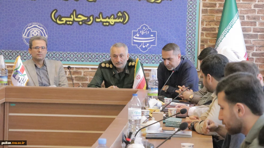 برگزاری آیین تودیع و معارفه مسئول بسیج دانشجویی شرق گیلان و تجلیل از جهادگران قرارگاه جهادی شهید حسن عشوری در آموزشکده ملی مهارت شهید رجایی لاهیجان
 2