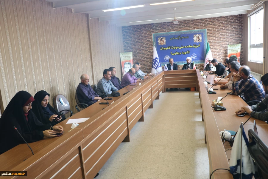 برگزاری مراسم اولین سالگرد شهدای اقتدار در آموزشکده ملی مهارت شهید رجایی لاهیجان
 8