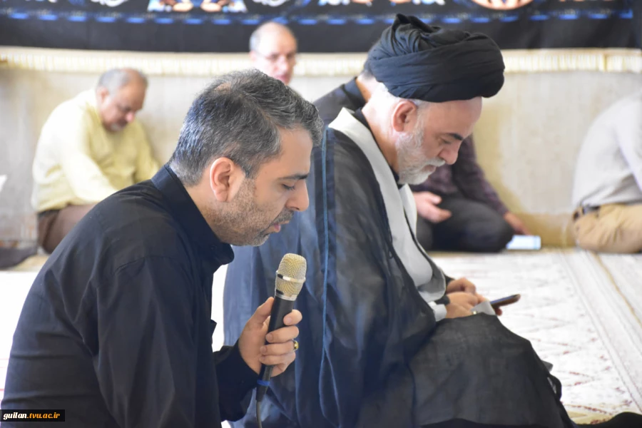 همزمان با آغاز ماه محرم،
مراسم پرفیض دعای زیارت عاشورا در دانشکده شهید چمران رشت برگزار شد 7